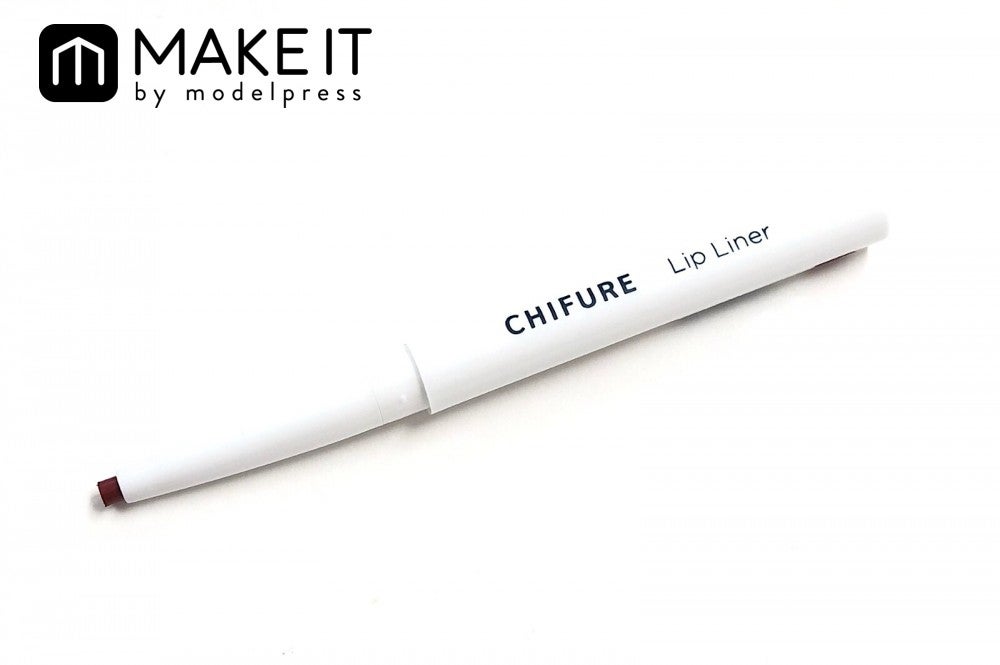 ちふれ リップ ライナー／574／520円（税抜） (C)メイクイット