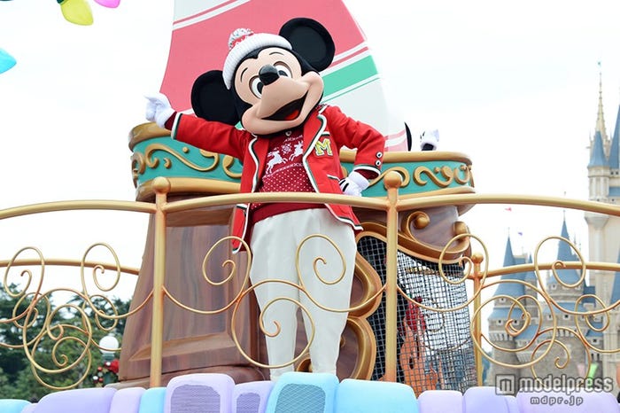 パレード「ディズニー・クリスマス・ストーリーズ」