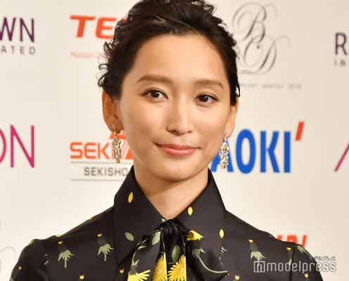 杏、2019年は「覚悟のあった1年」子育てを語る<第48回ベストドレッサー賞>