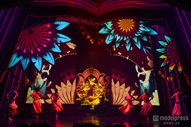 「ミッキー・アンド・ザ・ワンダラス・ブック」より