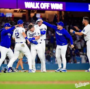 ドジャースが執念サヨナラでMLB最速60勝到達！今季初延長戦でラッシングが決めた！大谷翔平は19号逆転2ラン含む3安打4打点の大暴れ