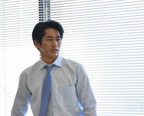 雅志(永山絢斗)、順子(深田恭子)にバックハグで約20年越しの告白 胸キュンシーン炸裂の予告にも「キュン死に確定」の声<初めて恋をした日に読む話>