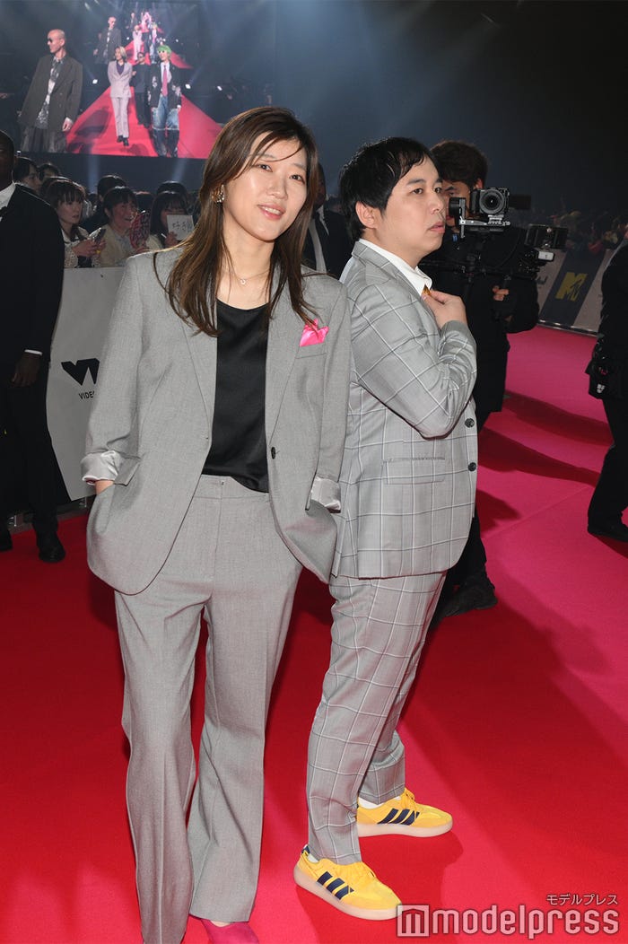 ヒコロヒー、せいや(C)モデルプレス