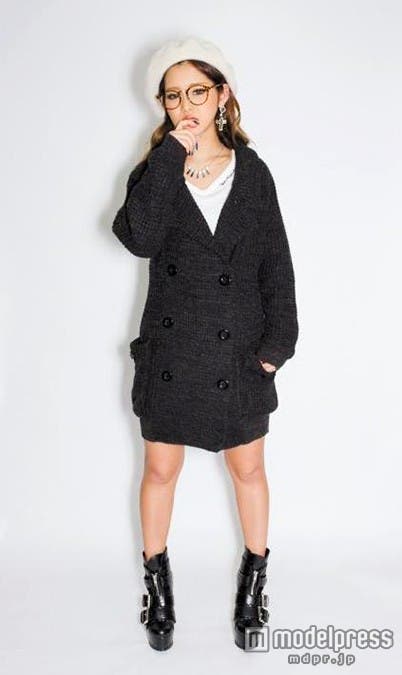 ゆるっとしたシルエットで女性らしさアップ/モデル:藤森香澄