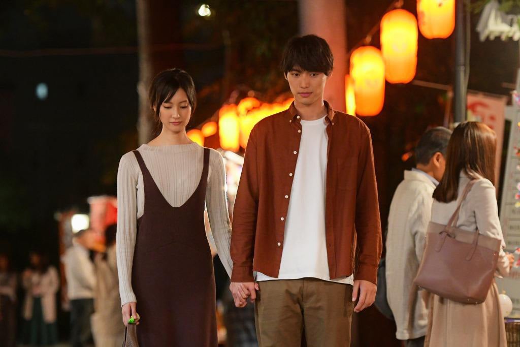 菜々緒、福士蒼汰／「4分間のマリーゴールド」第4話より（C）TBS