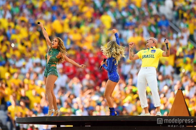 W杯開幕 ジェニロペ ピットブルが開会式で迫力のパフォーマンス ブラジル勝利で6万人熱狂 モデルプレス W杯開幕 ジェニロペ ピットブルが開会式で迫力のパフォーマンス ブラジル勝利で6万人熱狂 モデルプレス