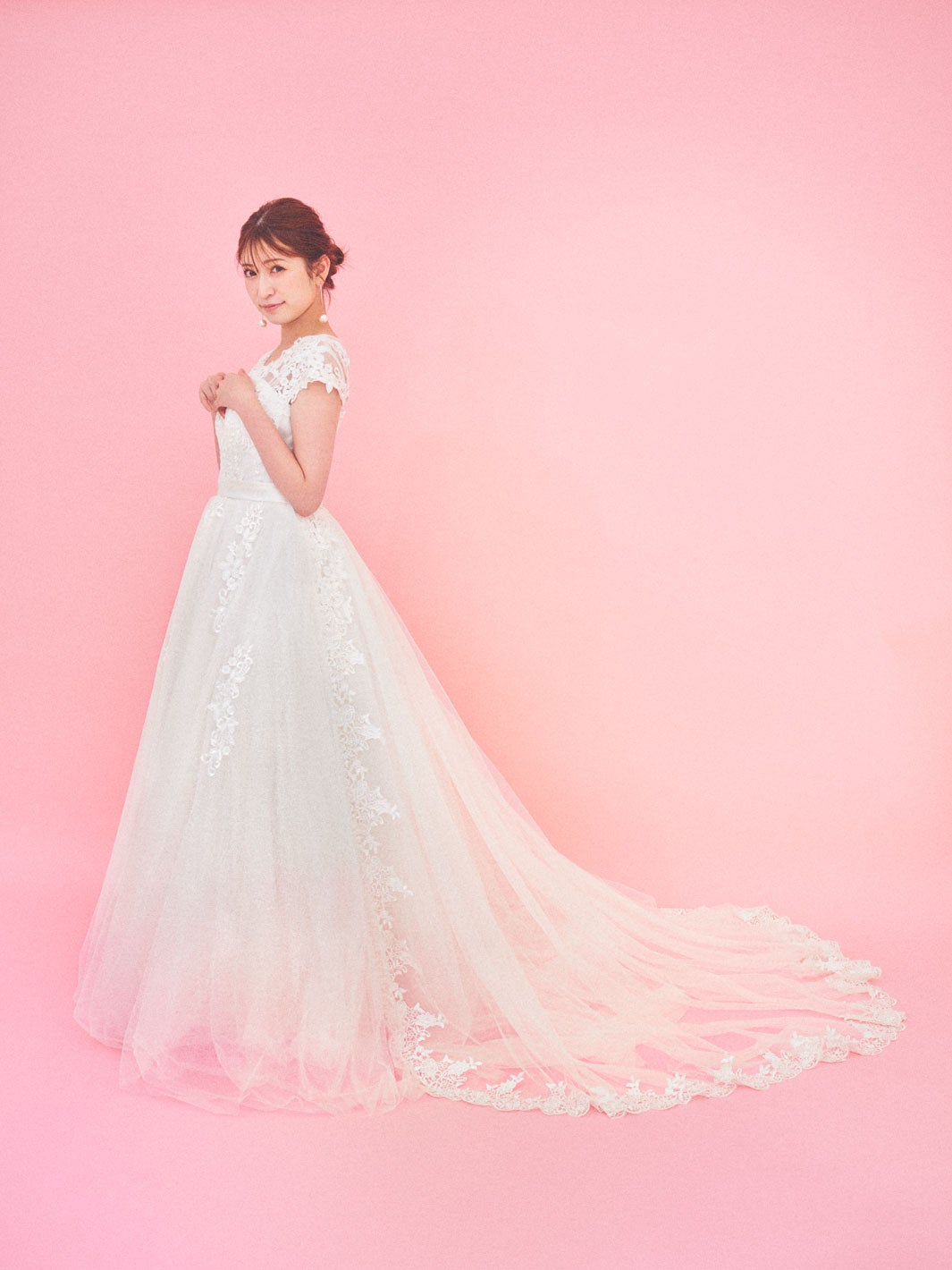 吉田朱里（提供写真）