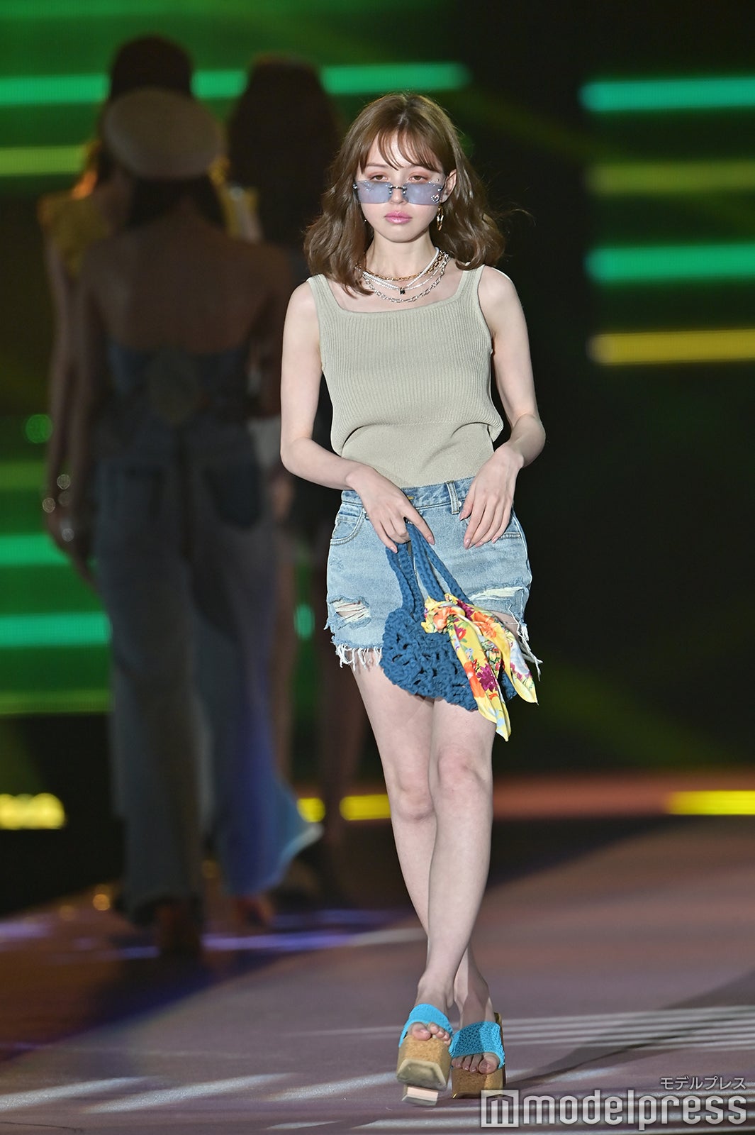 （C）モデルプレス