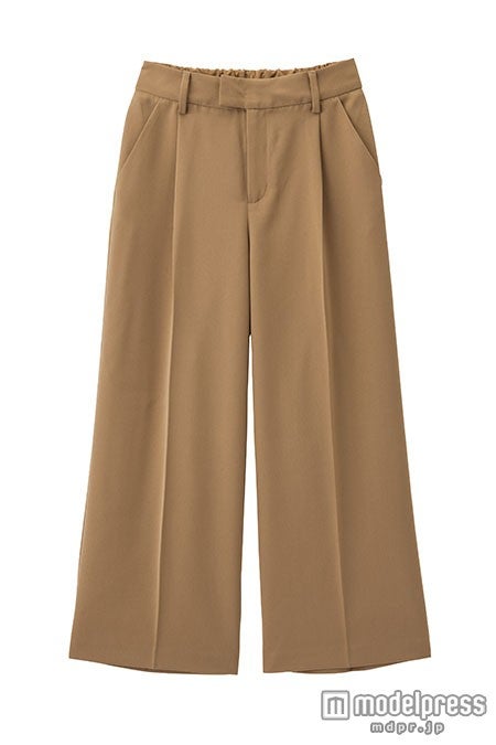 「ジーユー」の「イージーワイドパンツ」1,990円（税抜）