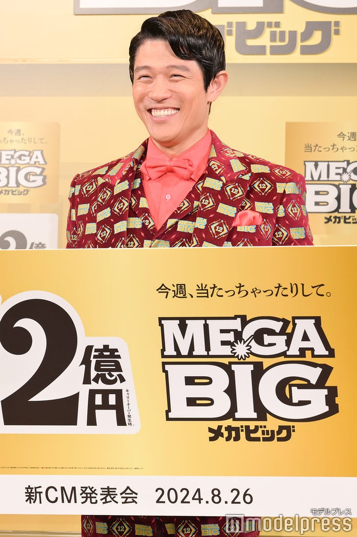 鈴木亮平(C)モデルプレス