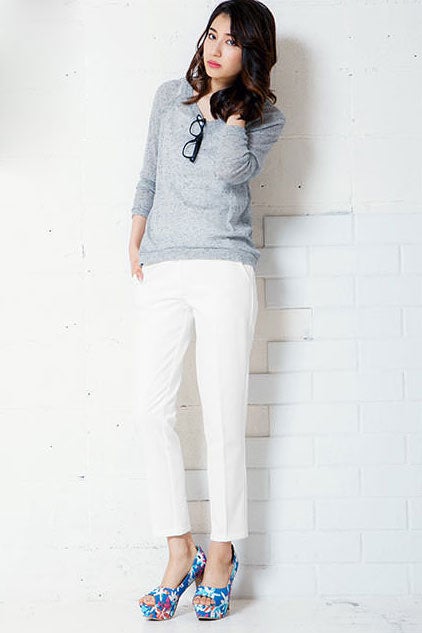 センタープレスアンクルテーパードパンツ「神戸レタス」2490円（税込）／画像提供：神戸レタス