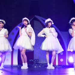 久保怜音、加藤玲奈、島崎遥香、小栗有以「第6回 AKB48紅白対抗歌合戦」（C）AKS