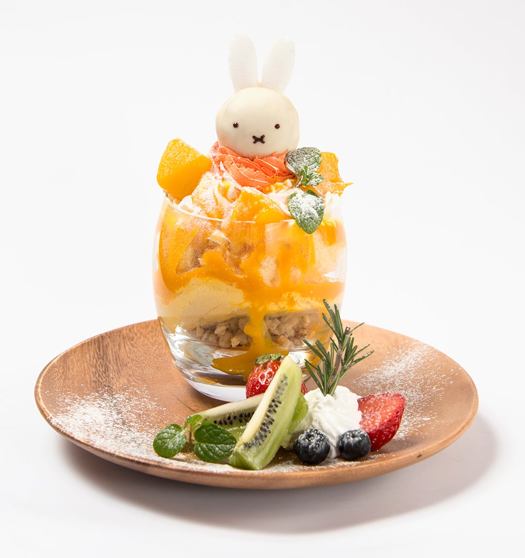 「ミッフィーのマンゴーパフェ」￥1，280