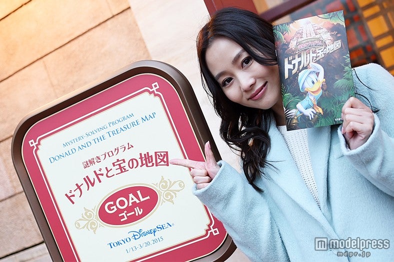 モデル：阿井莉沙