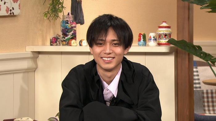 King ＆ Prince永瀬廉、Snow Manラウールに敬語を使ってしまう“意外な理由”とは「後輩でかなり年下なんですけど…」