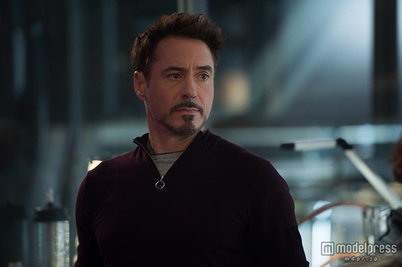 男気あふれるアイアンマン(C)Marvel 2015