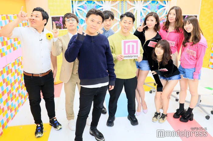 (前列左から)おたけ、太田博久(後列左から)田渕章裕、木村亮介、たつろう、松嶋えいみ、三宿菜々、矢野冬子、水川華奈 (C)モデルプレス
