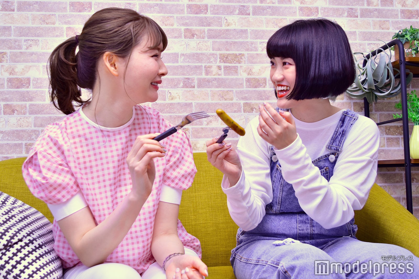 「キムチとチーズの組み合わせ…もう最高！ビールが進んじゃうよね～」（C)モデルプレス