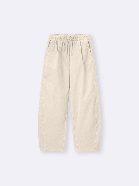 GUのコーデュロイバレルレッグイージーパンツ