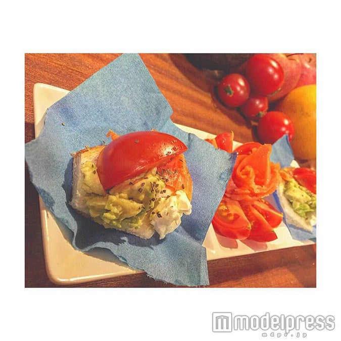 アボカド×一口食パン