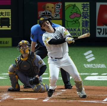 ソフトバンク 競り勝って5連勝 七回に牧原大が勝ち越しタイムリー