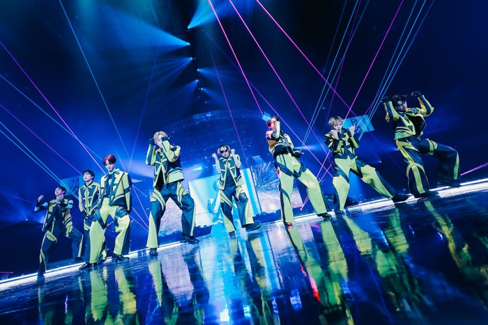 FANTASTICS、初のアリーナツアー完走 新曲「Sugar Blood Kiss」も初披露＜FANTASTICS LIVE TOUR 2024 "INTERSTELLATIC FANTASTIC"＞