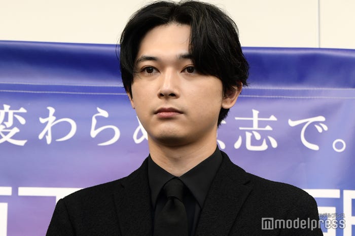 吉沢亮(C)モデルプレス