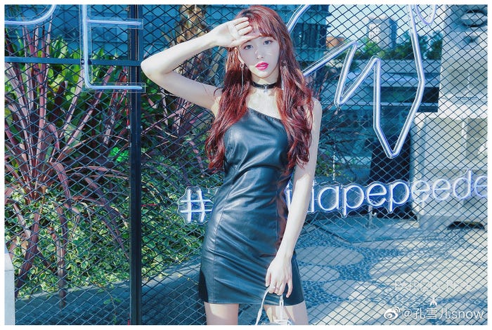 コン・シュエルー(シェリー)/本人公式weiboより