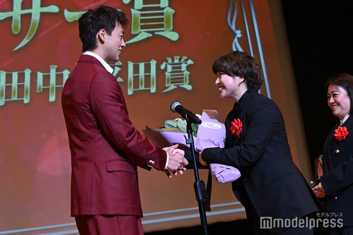 竹内涼真、杉田彩佳氏(C)モデルプレス