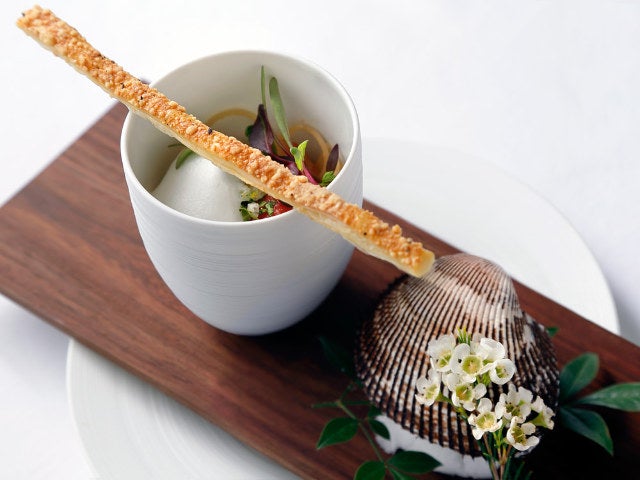 column_fcae3c416bb8fbab48a9b65b2e16ae36.