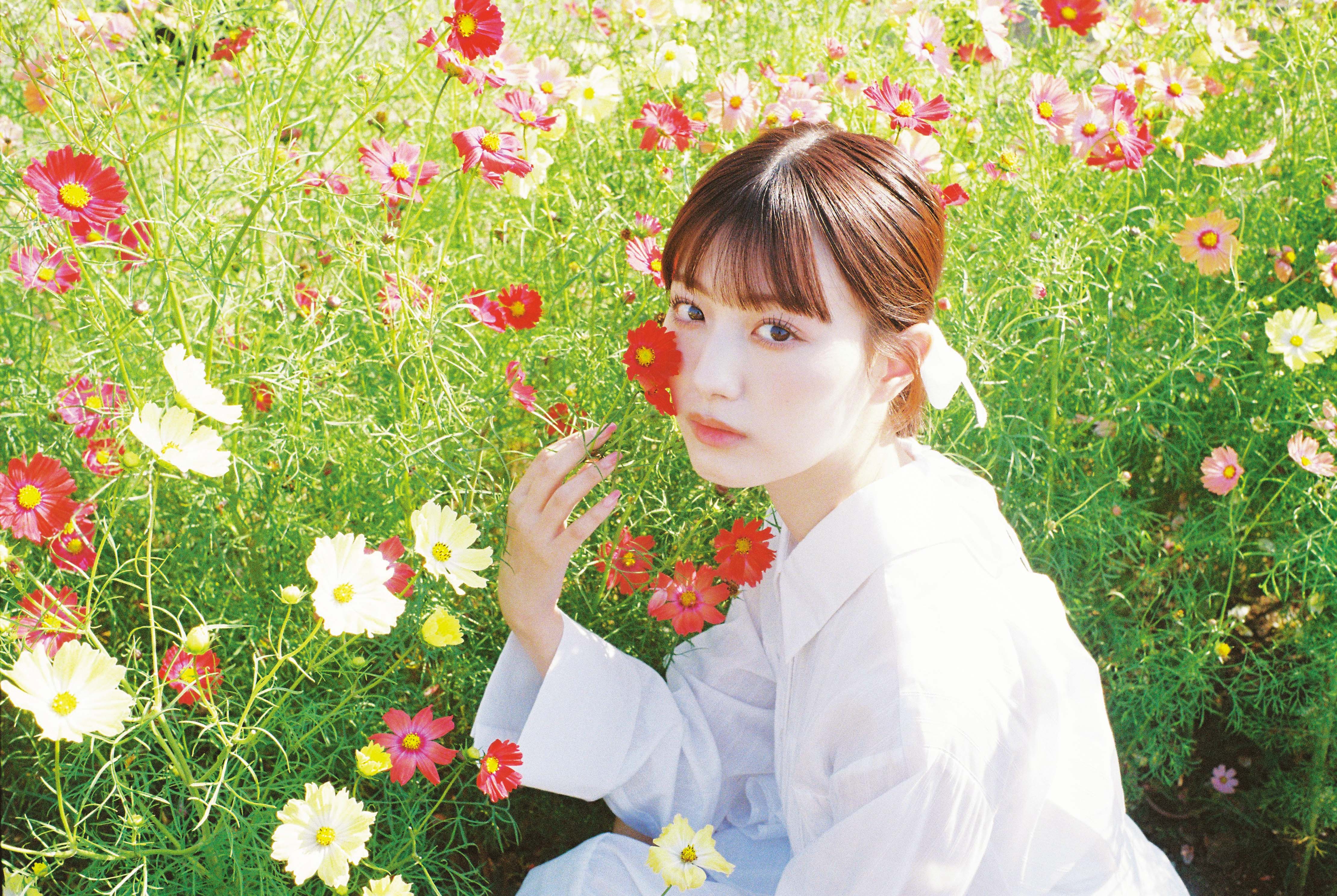 「鶴嶋乃愛1stフォトエッセイ」より（提供写真）