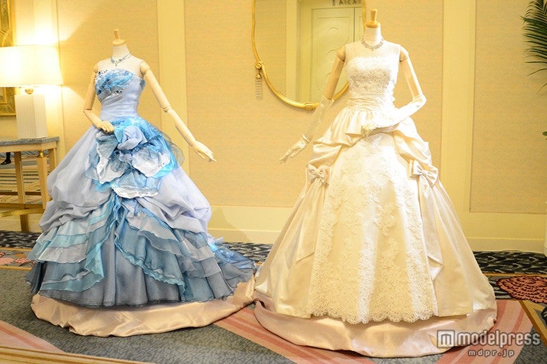 ウェディングドレス展示