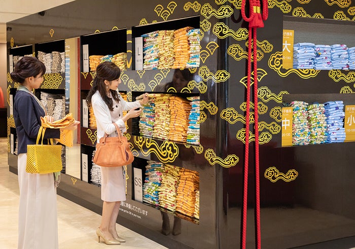 色浴衣コーナー/画像提供:大江戸温泉物語ホテルズ&リゾーツ