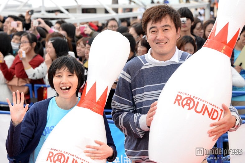 （左より）ハリセンボン箕輪はるか、石井一久