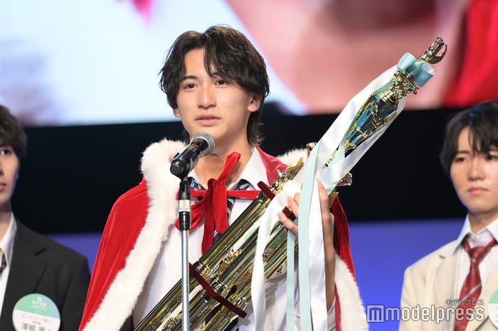 「男子高生ミスターコン2023」グランプリに輝いた植野花道くん(C)モデルプレス
