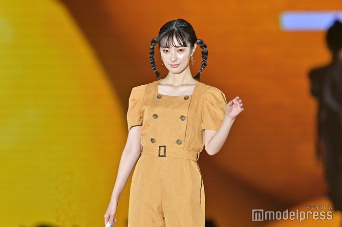 宮本茉由(C)モデルプレス