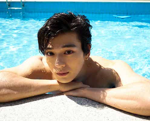 新田真剣佑「見たことのない自分」初写真集で素顔の魅力
