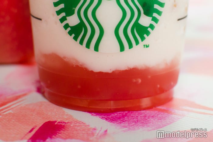 珍しい“ピンクアップル”を使用したコンポート(C)モデルプレス