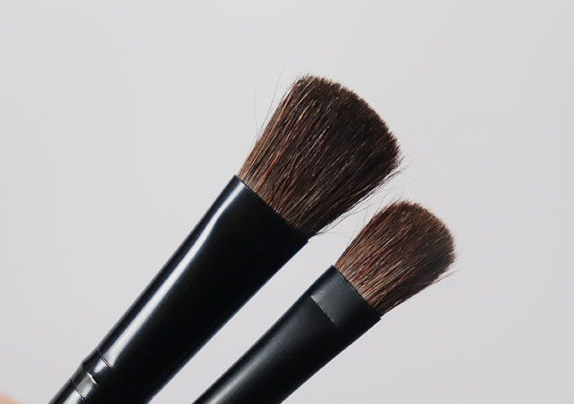 100円ショップ　100均　100円　百円　百円ショップ　便利　優秀　使える　おすすめ　オススメ　レビュー　ダイソー　DAISO　ダイソー商品　人気　メイクブラシ　メイクツール　ブラシ　ツール　コンパクト