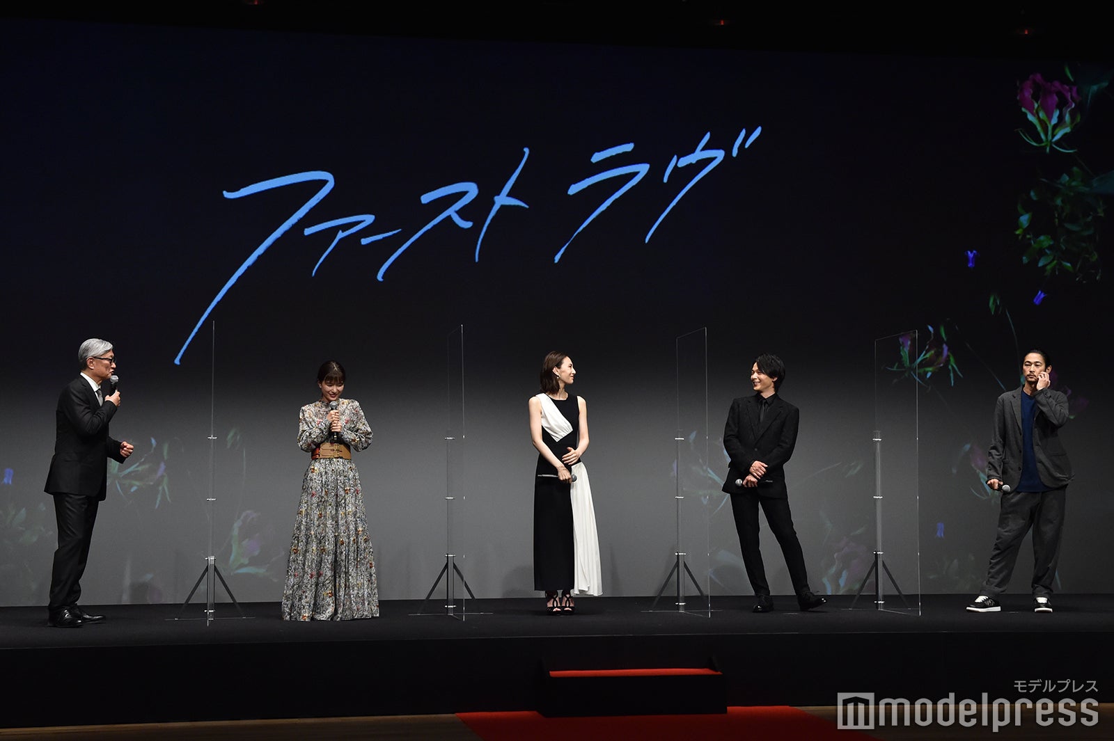 堤幸彦監督、芳根京子、北川景子、中村倫也、窪塚洋介 （C）モデルプレス