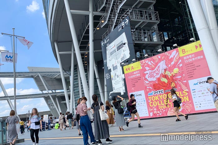 「TGC2019A/W」外観 (C)モデルプレス