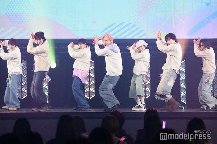 NAZE(C)モデルプレス