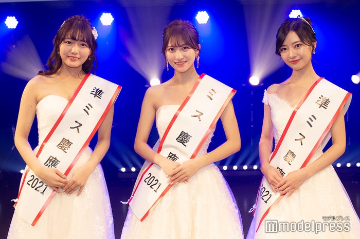 吉永光来さん、石川莉々花さん、豊福彩理奈さん (C)モデルプレス