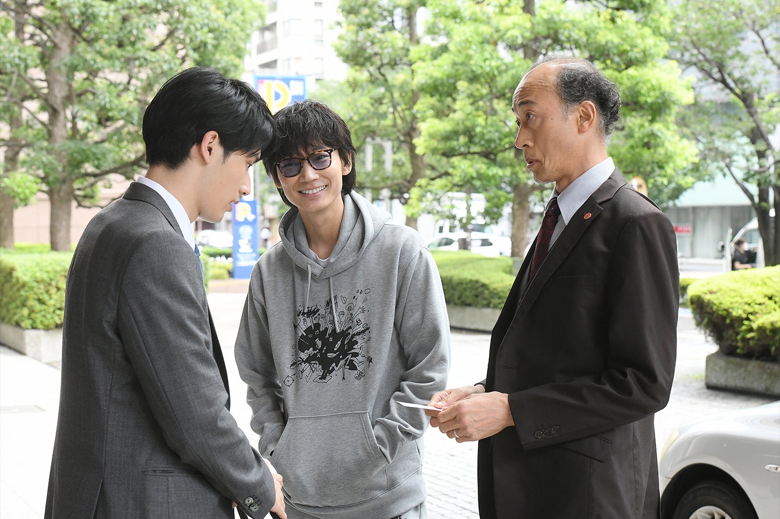 岡田健史、綾野剛／「MIU404」第6話より（C）TBS