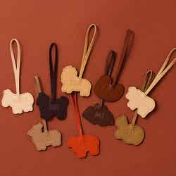 バッグチャーム(9種:BAT・CAMEL・CAT・COW・DEER・DOG・HORSE・LION・M,DUCK)各3,740円/提供画像