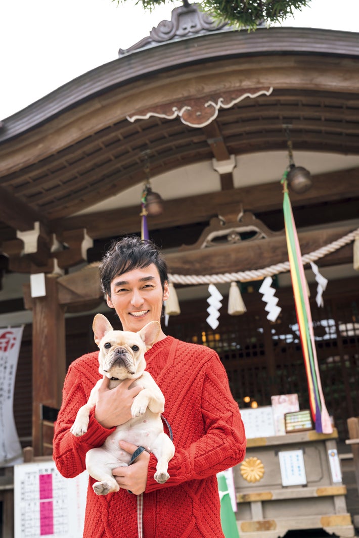 草なぎ剛「Okiraku3」（C）森山将人