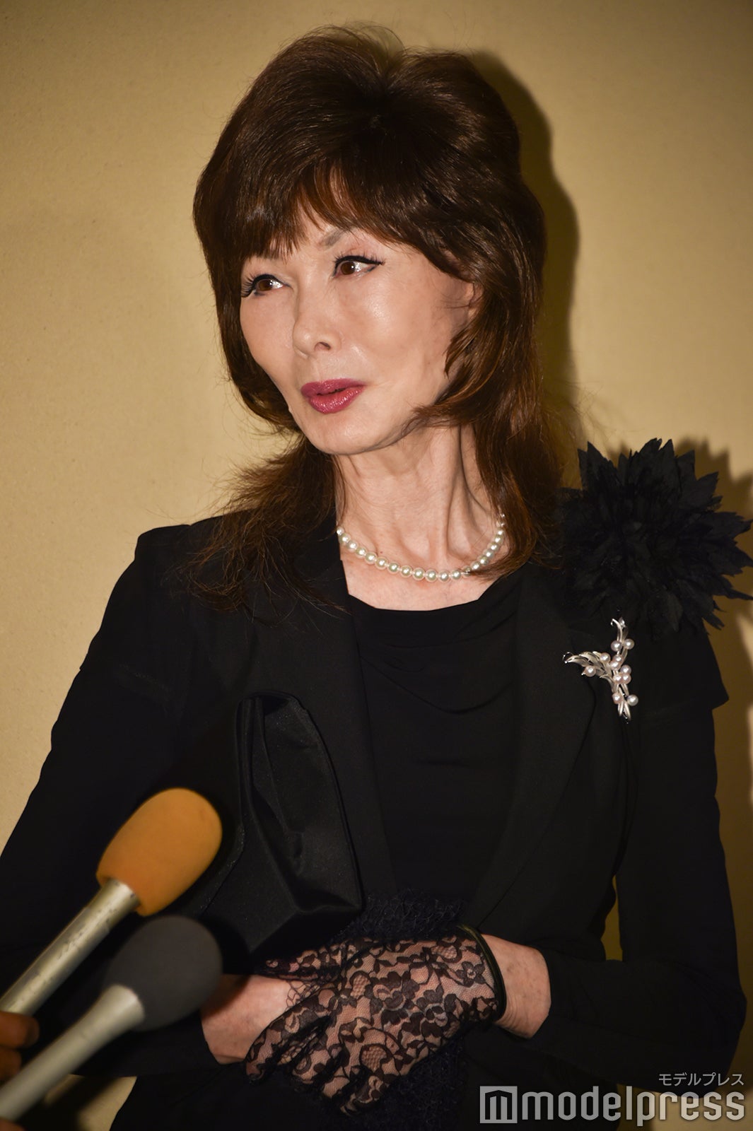 (画像33/33) ダンス界の巨匠・夏まゆみさんお別れ会開催 モー娘。AKB48出身メンバーら涙で参列 モデルプレス