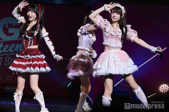 きゅるりんってしてみて(C)モデルプレス