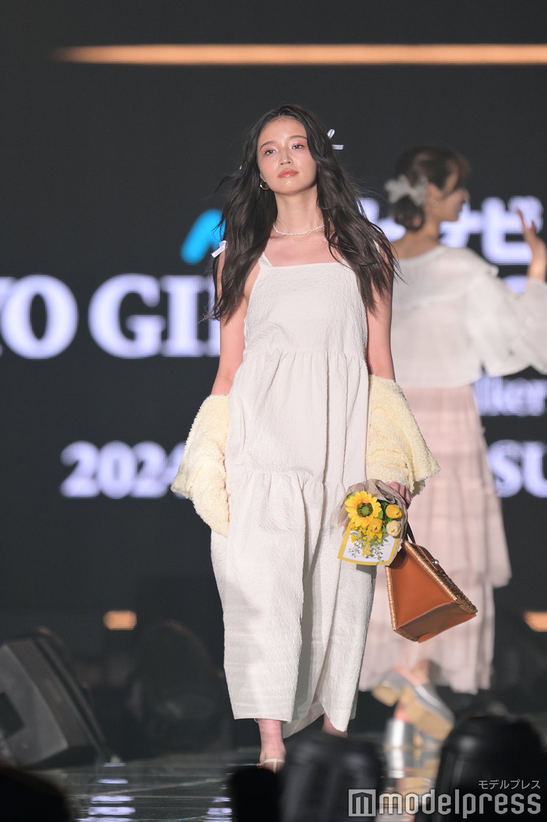 （C）モデルプレス