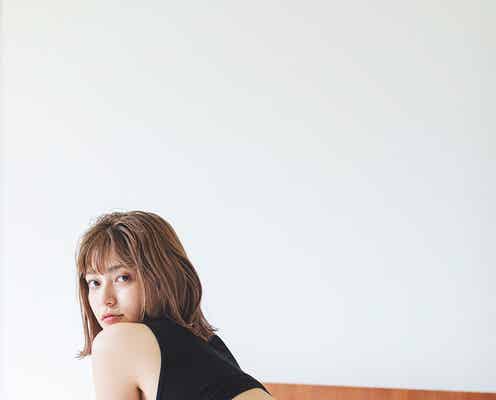 「今日好き」櫻井音乃、下乳&美バストで誘惑 大胆ショット披露
